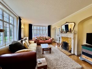 Photo 6- click for photo gallery